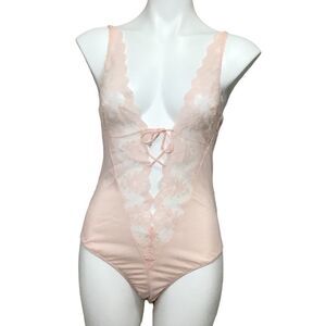 Formfit Rogers Vintage Baby Pink Bodysuit Mushroom Style Size 34/12